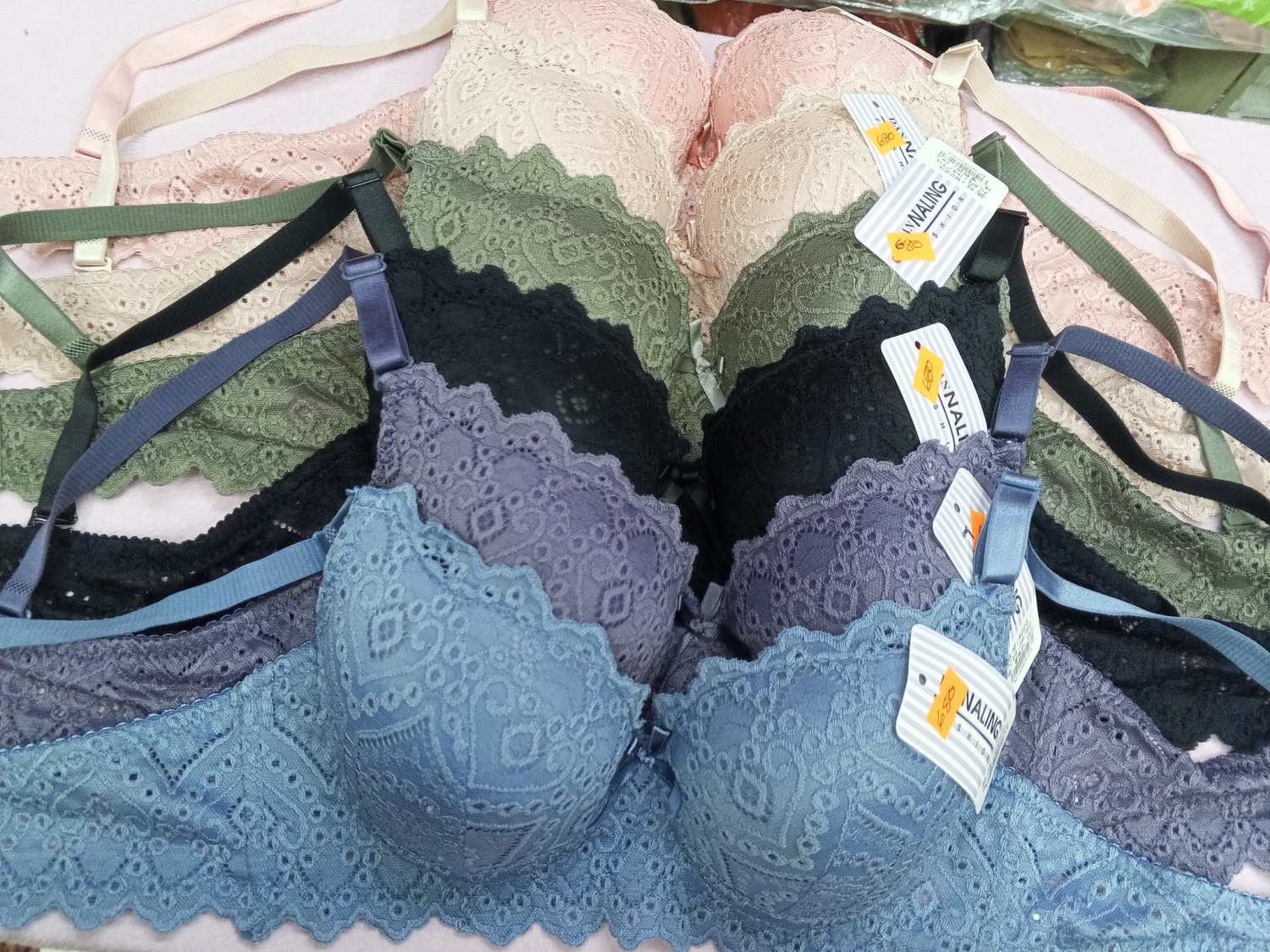 Stick Light Padded Bra – Lace Look